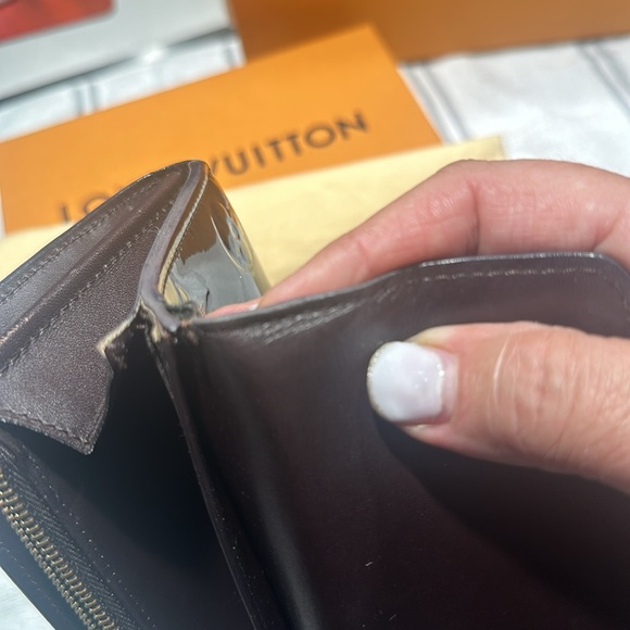 Louis Vuitton dark purple patent leather long wallet! - Picture 10 of 12